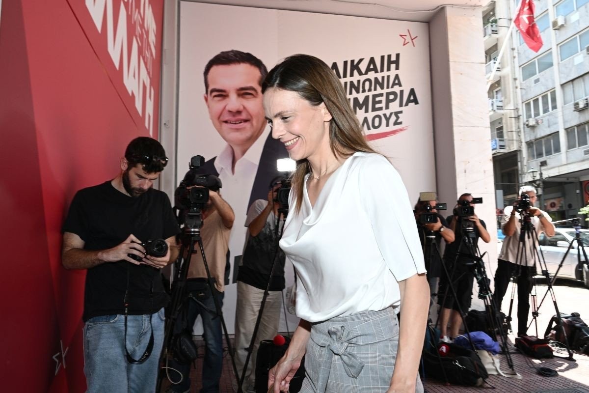 politiki-grammateia-syriza-ioulios-2023-axtsioglou.jpg