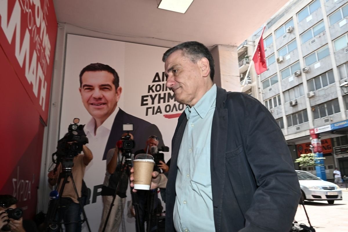 politiki-grammateia-syriza-ioulios-2023-tsakalotos.jpg