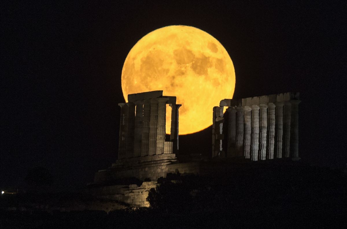 panselinos-augoustou-sounio.jpg