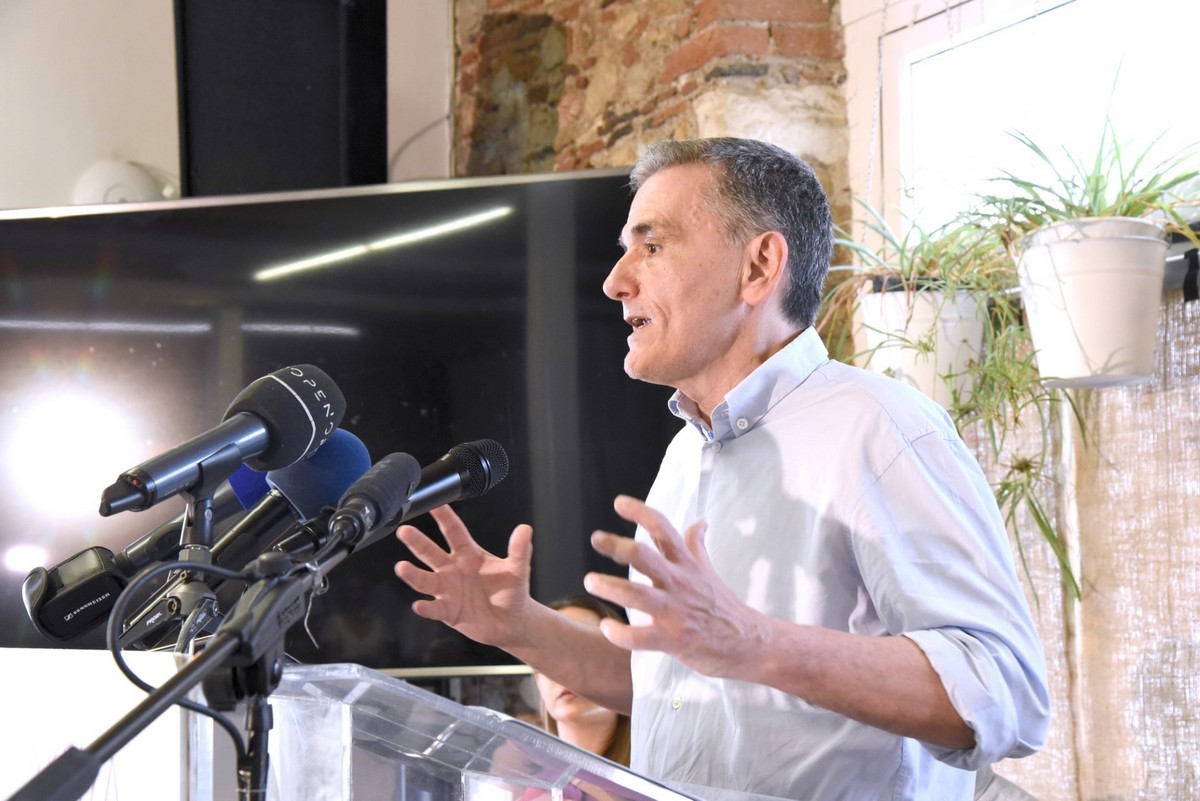 tsakalotos.jpg