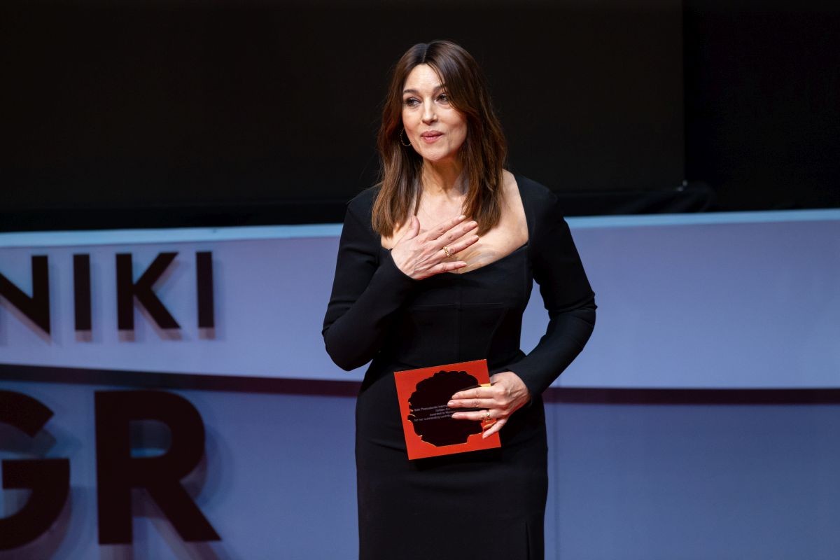 monica-bellucci-vraveusi-xrysos-alexandros-festval-kinimatografou-thessalonikis-2023e.jpg