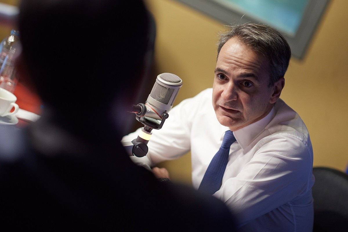 mitsotakis-radio.jpg