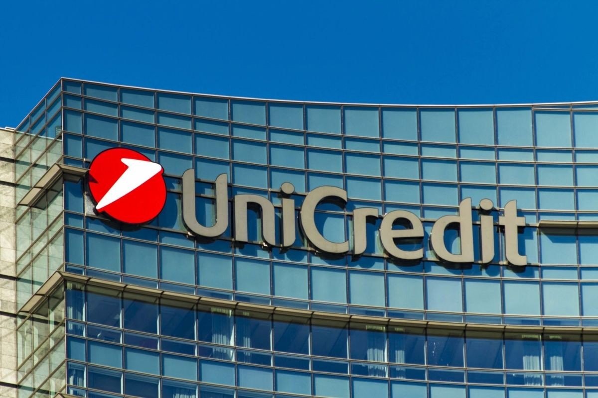 unicredit-trapeza-alphabank.jpg