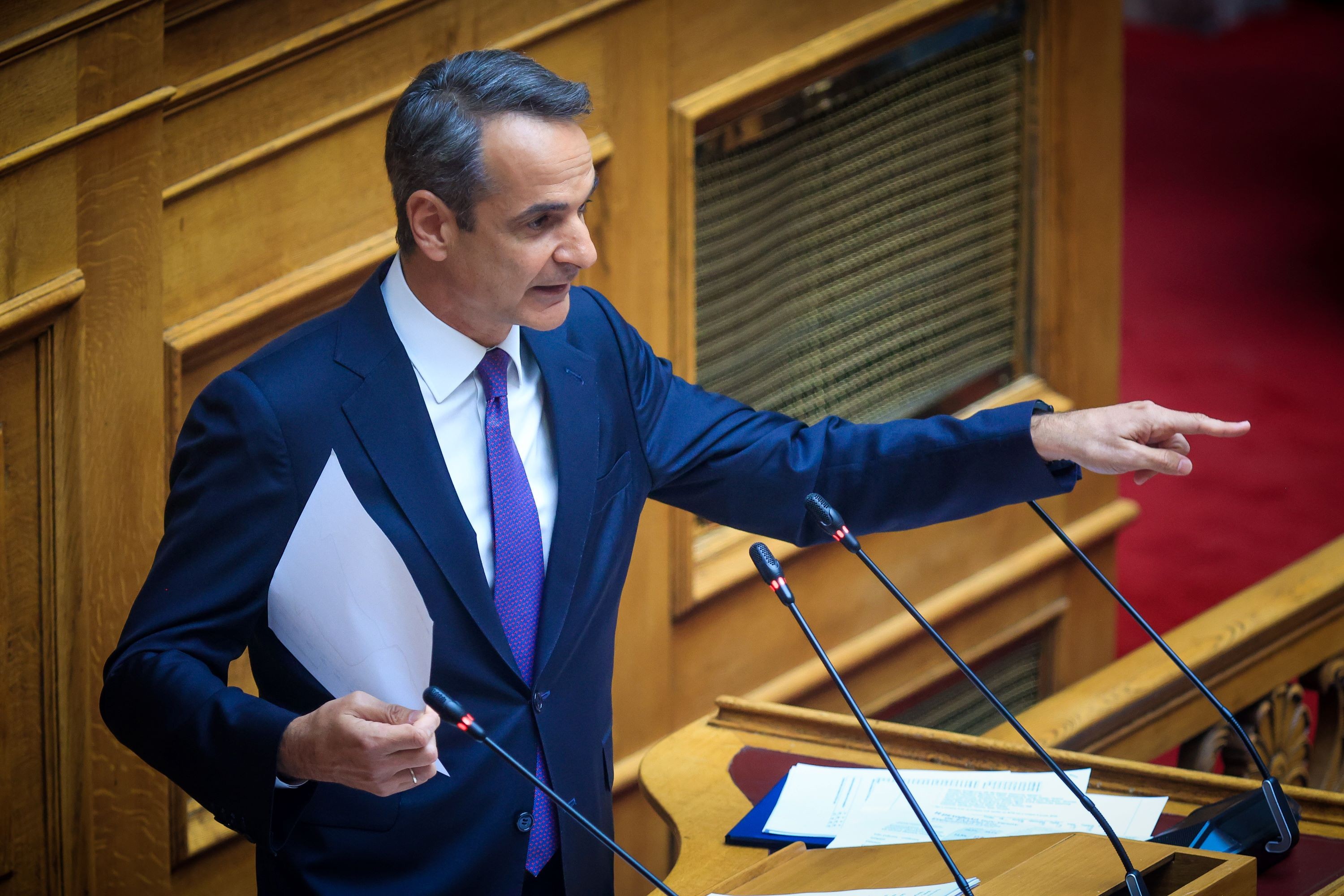 mitsotakis-vouli-3.jpg