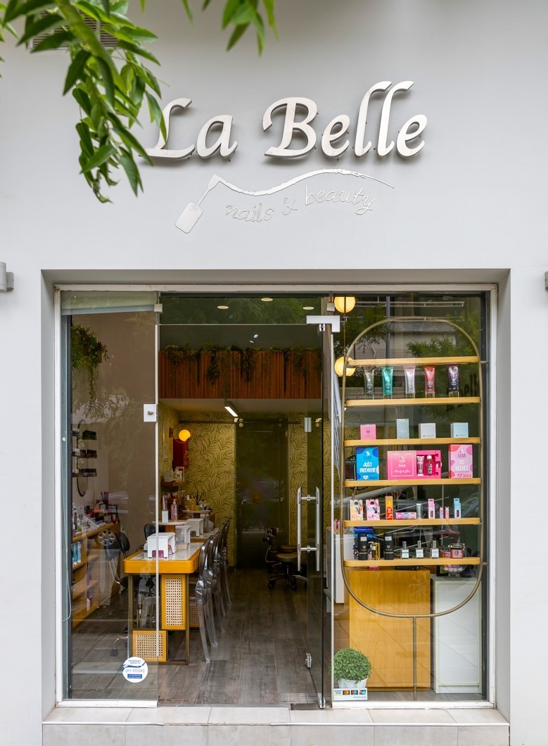 la-belle18.jpg