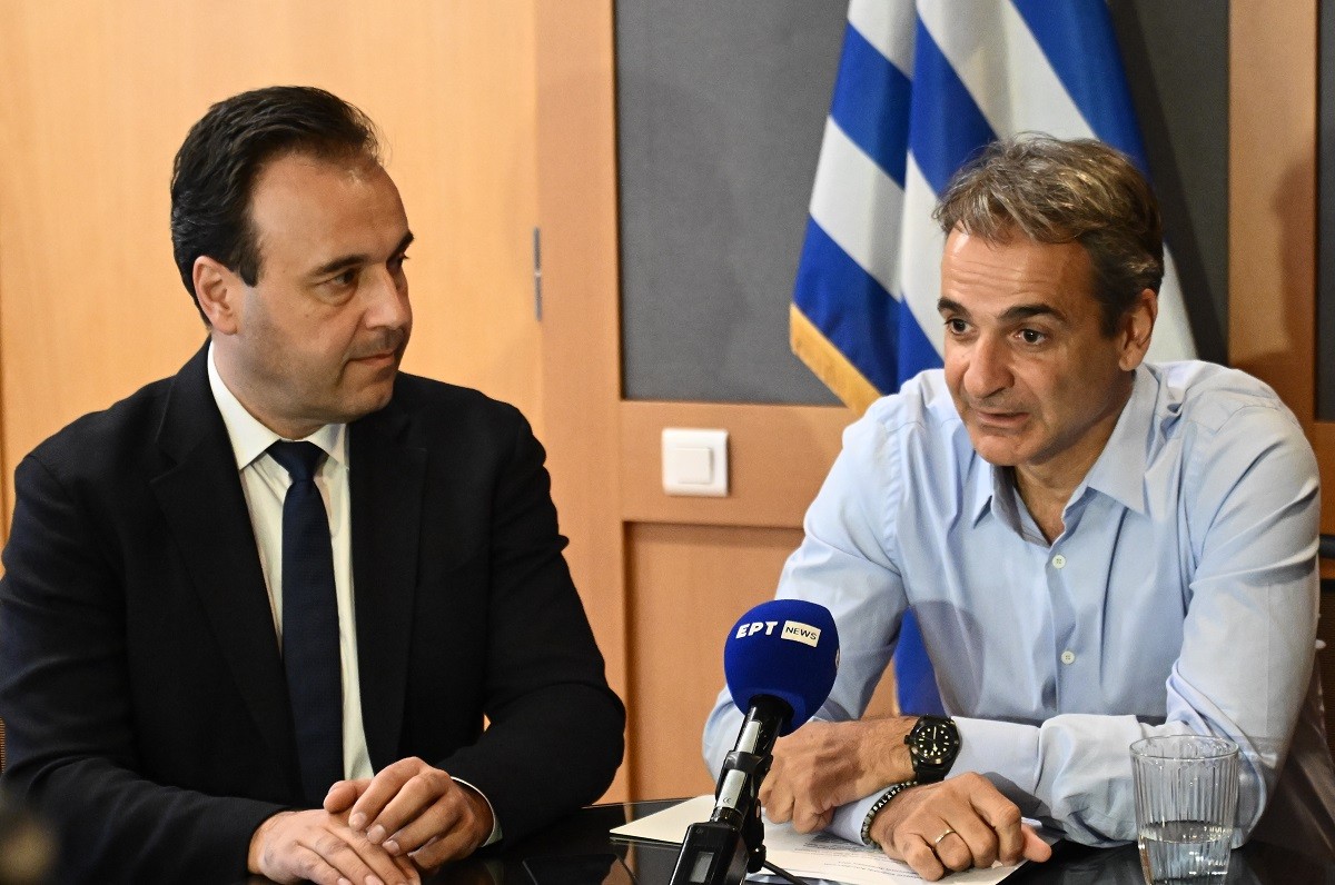 mitsotakis-papastergiou-zcycd.jpg