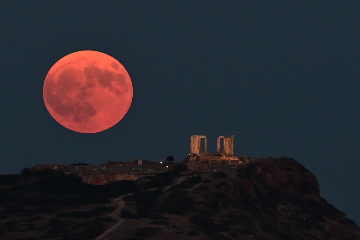 pansellinos-sounio.jpg