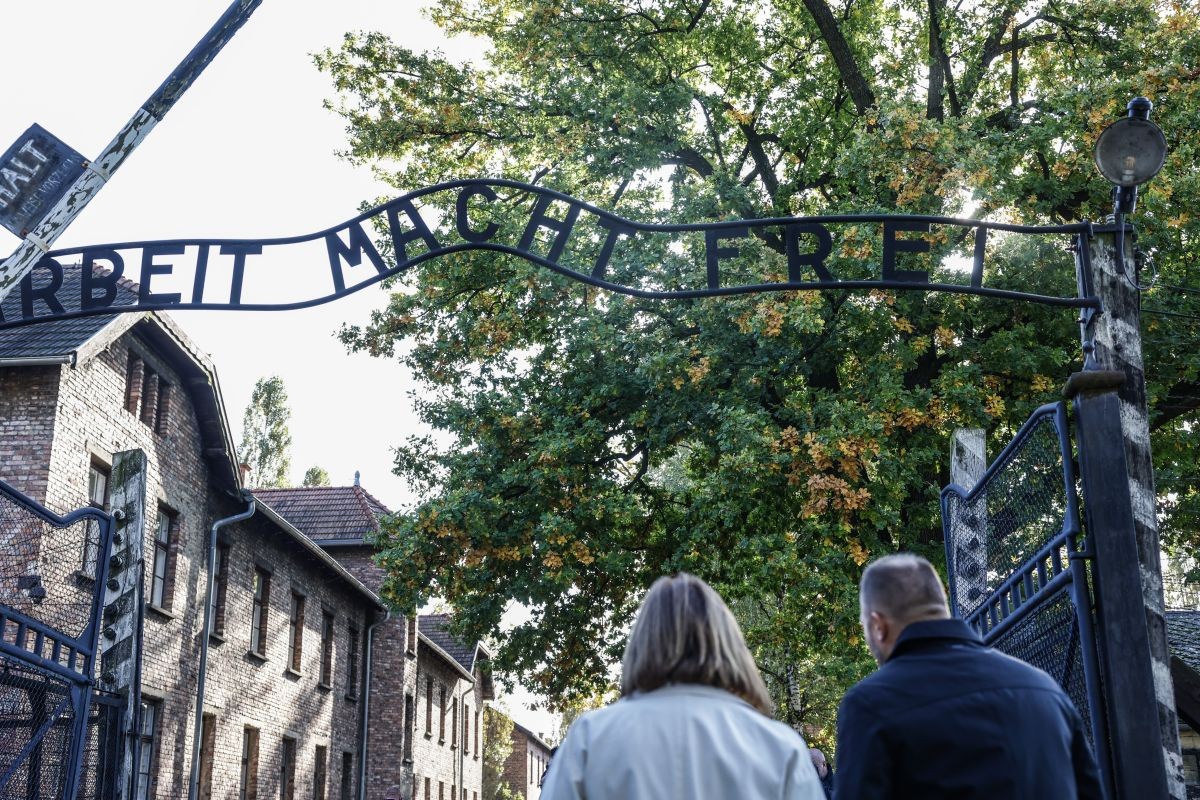 sakellaropoulou-auschwitz-birkenau2.jpg