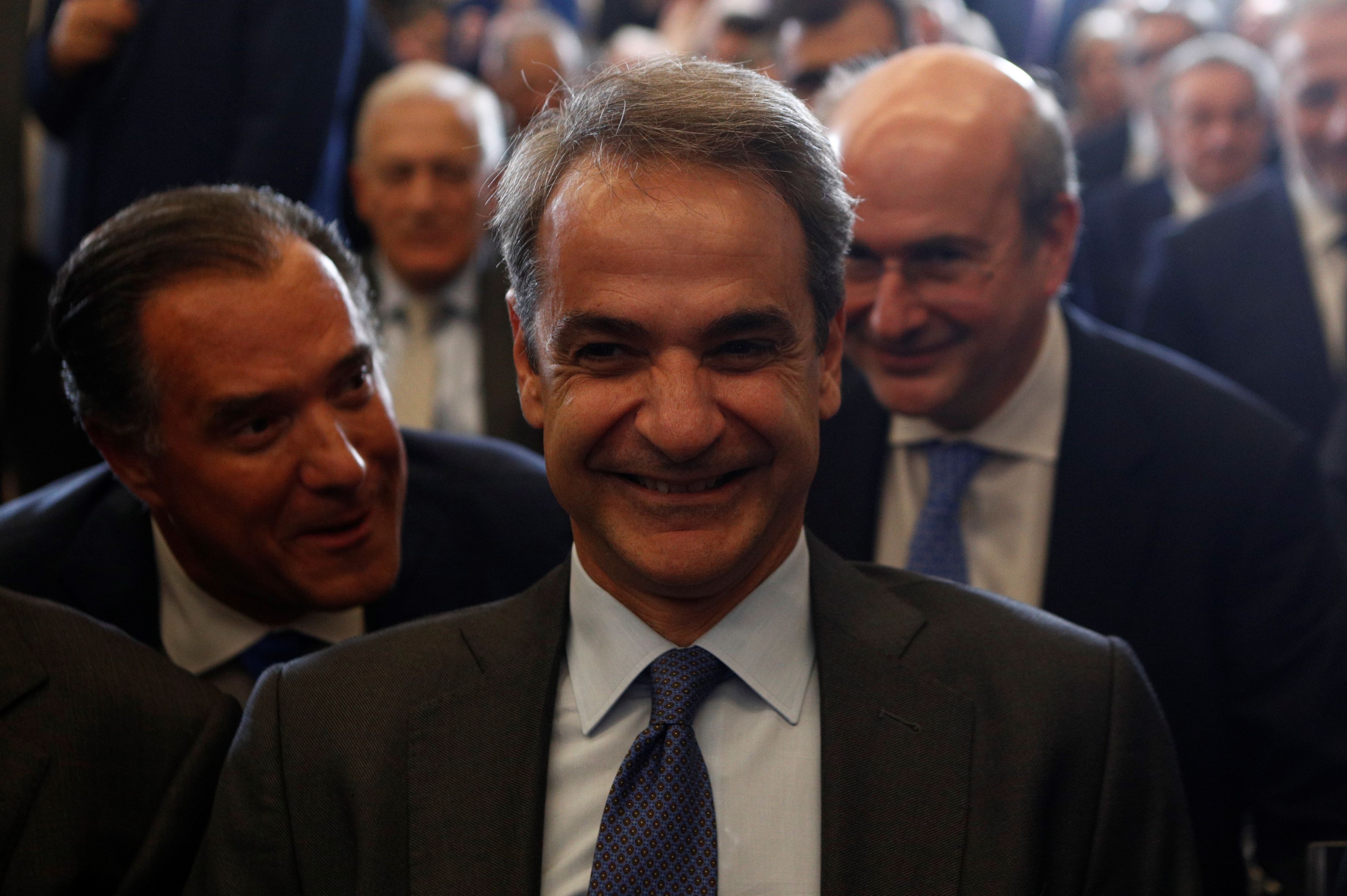 mitsotakis-idryma-karananli-1.jpg