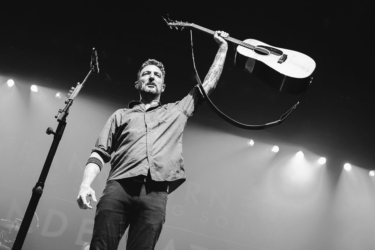 frank-turner-photo-2.jpg