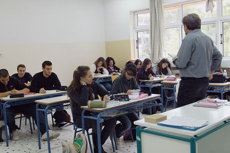 Oggi finiscono le classi delle scuole medie: quando iniziano gli esami?