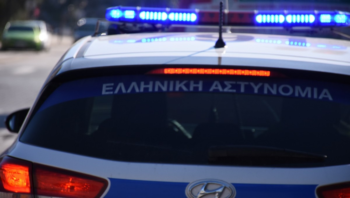 Θεσσαλονίκη: 14χρονος αποπειράθηκε να σκοτώσει τον 64χρονο πατέρα της φίλης του - Τι αναφέρει η αστυνομία για το συμβάν