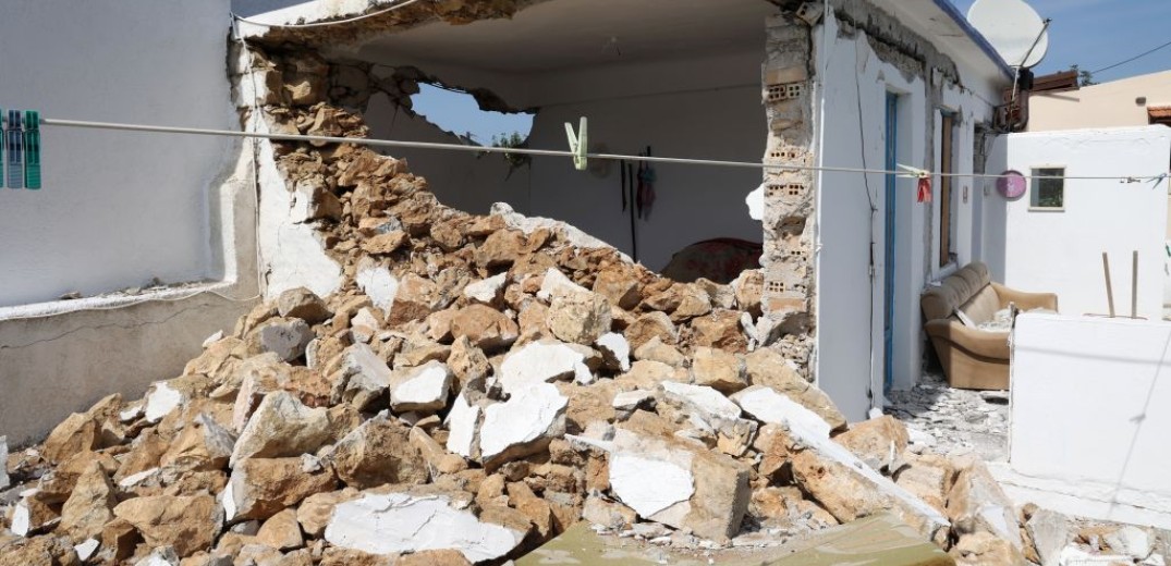 Συνολάκης: «Μπορεί να δούμε μεγάλο σεισμό στο ελληνικό τόξο της τάξης των 8,5 Ρίχτερ» (βίντεο)