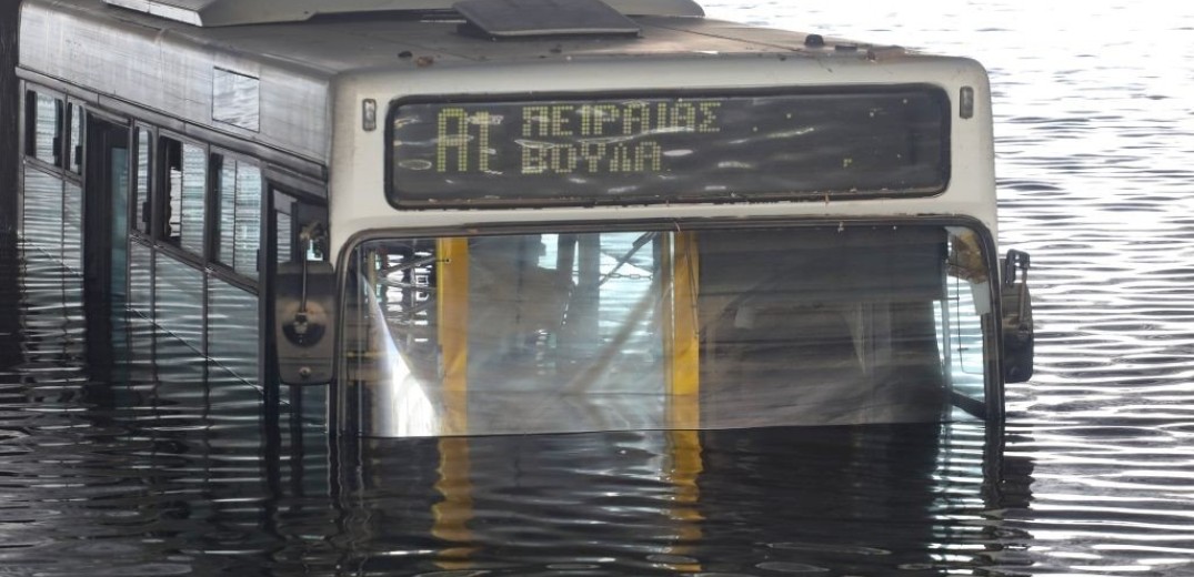 Εισαγγελέας για το λεωφορείο που &quot;βυθίστηκε&quot; στην Ποσειδώνος