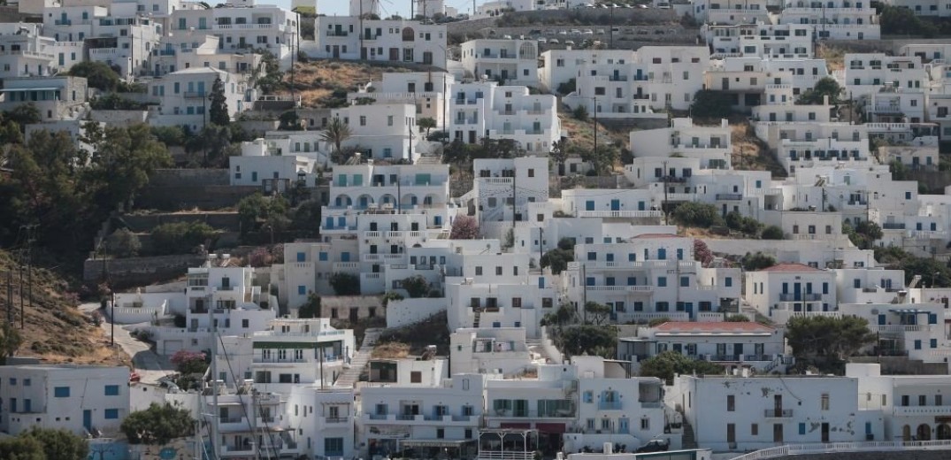 Observer: 13 υποτιμημένα ελληνικά νησιά για να ξεφύγετε από τον συνωστισμό