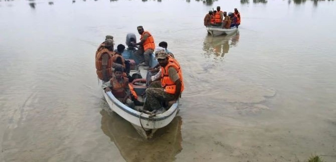 Πακιστάν: Πάνω από 500 άνθρωποι έχασαν τη ζωή τους τον Ιούλιο από τις σφοδρότερες βροχοπτώσεις των τελευταίων δεκαετιών