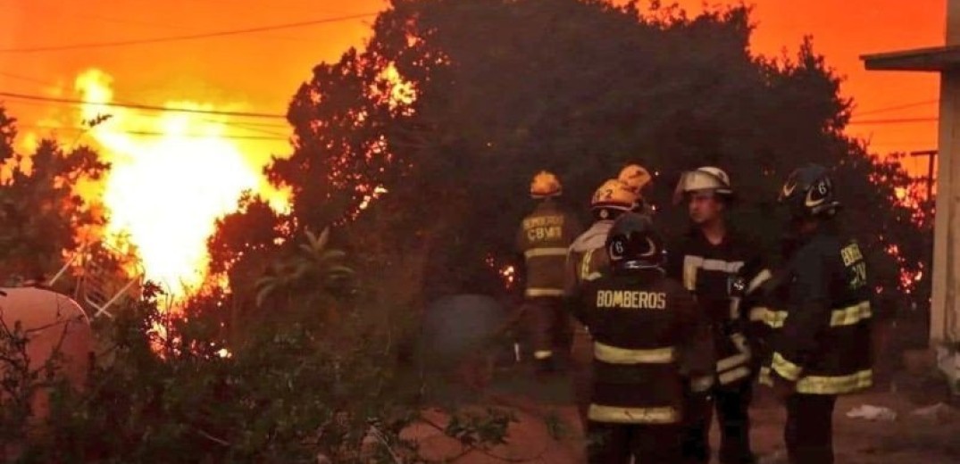 Πυρκαγιές στη Χιλή: Τουλάχιστον δύο άνθρωποι έχασαν τη ζωή τους - 400 καμένες κατοικίες στη Βίνια ντελ Μαρ (βίντεο)