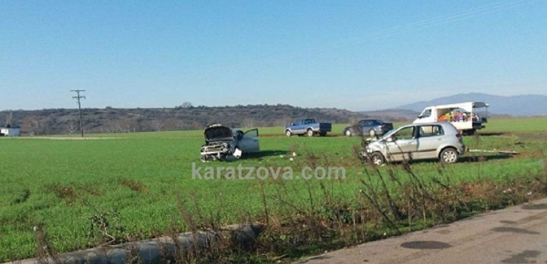 Θεσσαλονίκη: Σοβαρά τραυματισμένη 30χρονη σε τροχαίο - Άλλοι τρεις τραυματίες στο ΑΧΕΠΑ