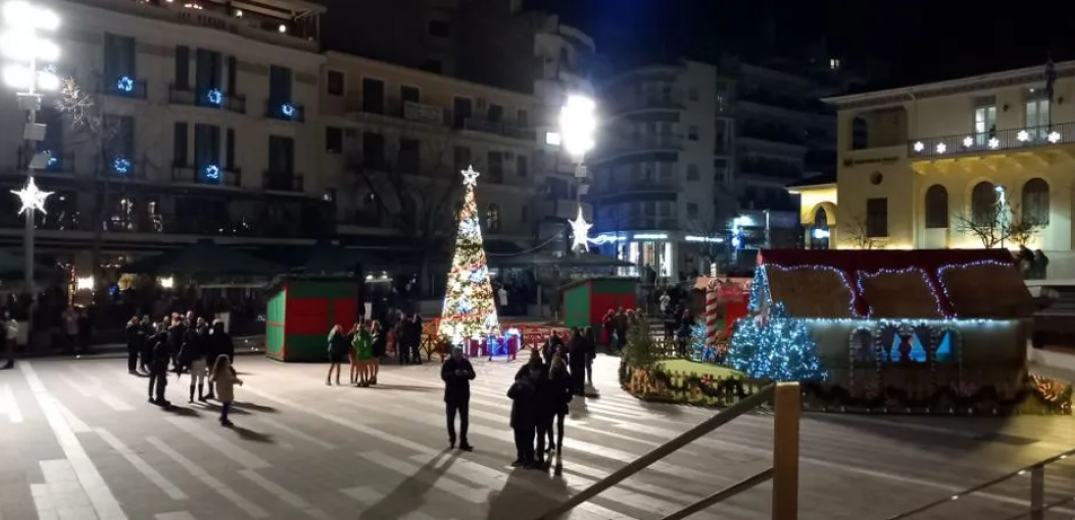 Στο κέντρο της Κοζάνης υποδέχθηκαν οι πολίτες το 2023 (βίντεο)