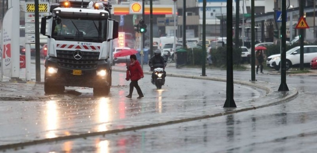 Βροχές, χιονόνερο, χιόνια και... ηλιοφάνεια το αυριανό «μείγμα» του καιρού