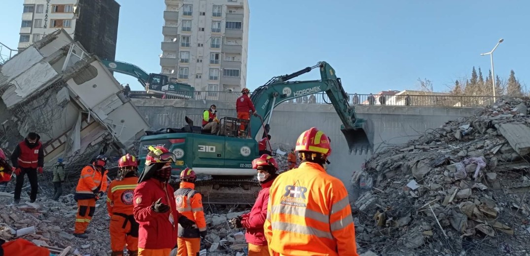 Νέος σεισμός 6,4 Ρίχτερ στην Τουρκία με 3 νεκρούς και 213 τραυματίες (βίντεο)