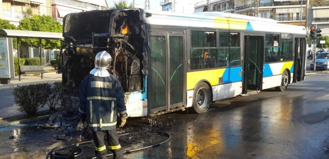 Ο πανικός στους επιβάτες που προκαλούν τα Τέμπη και ο υποψήφιος με παρτενέρ τον Ψωμιάδη.  Γράφει ο Σαλονικιός