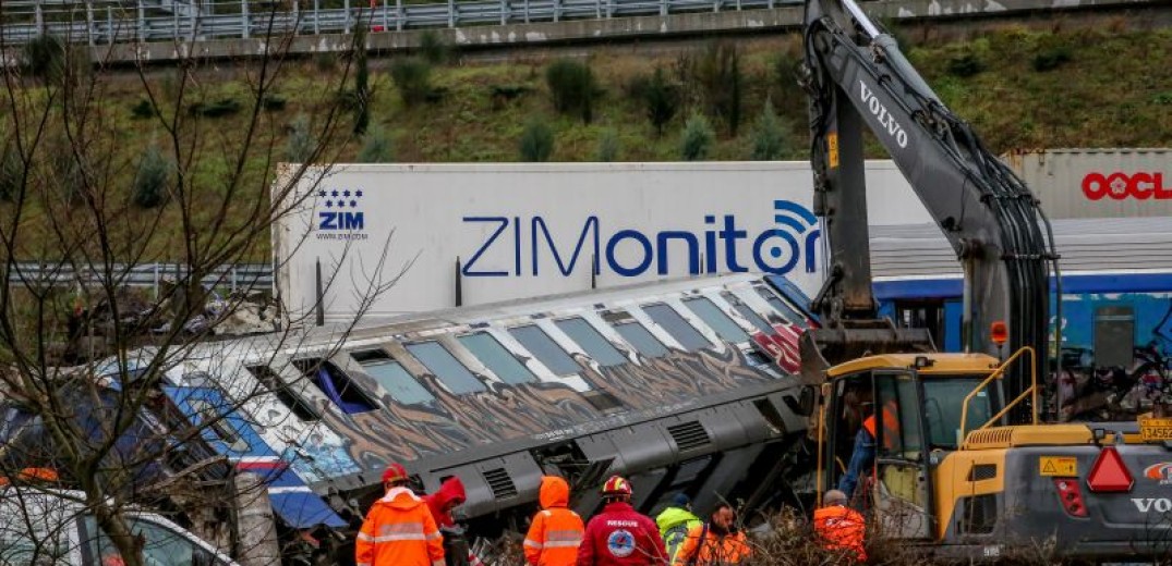 Στο φως νέες συνομιλίες του σταθμάρχη με μηχανοδηγούς και κλειδούχο: «Τι να κάνει το 62;»