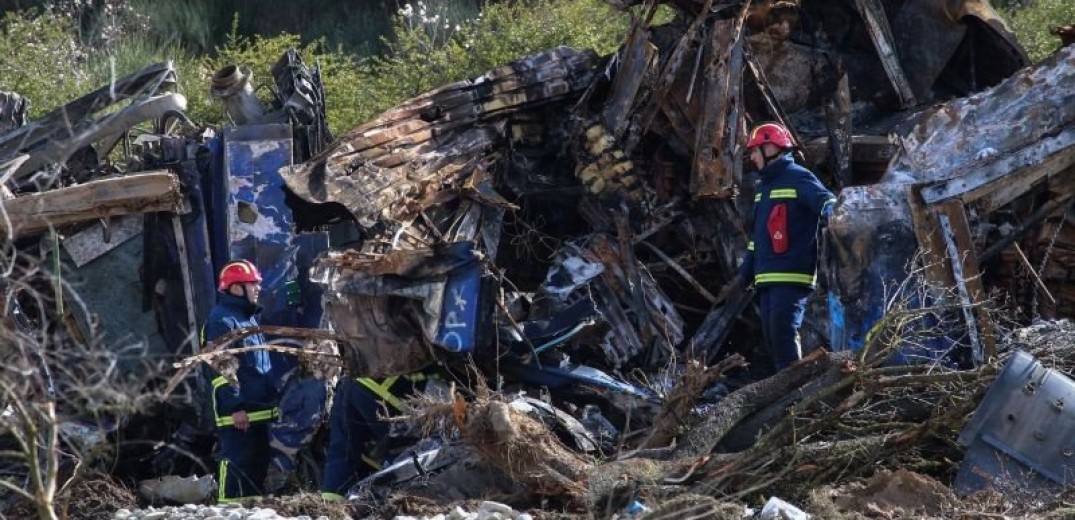 Τέμπη: Ο εφέτης ανακριτής στέλνει τις κλήσεις για απολογία στους τρεις κατηγορούμενους