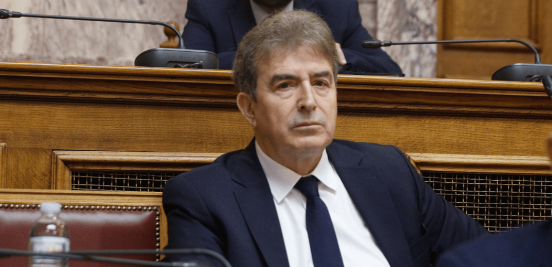 Μ. Χρυσοχοΐδης στη Βουλή για τα Τέμπη: Η σύμβαση 717 είχε πρόνοιες