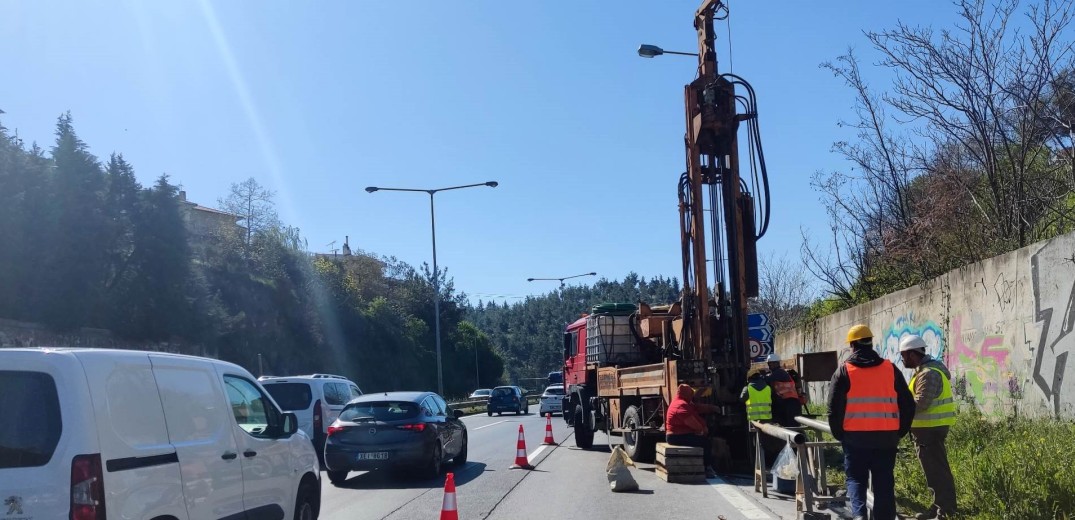 Θεσσαλονίκη: Αποπειράθηκαν να κλέψουν μεταλλικές βέργες βάρους μισού τόνου από το εργοτάξιο του Fly Over