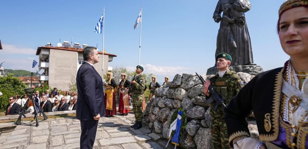 Στις εκδηλώσεις για την 201η επέτειο από το Ολοκαύτωμα της Νάουσας ο Απ. Τζιτζικώστας (φωτ.)