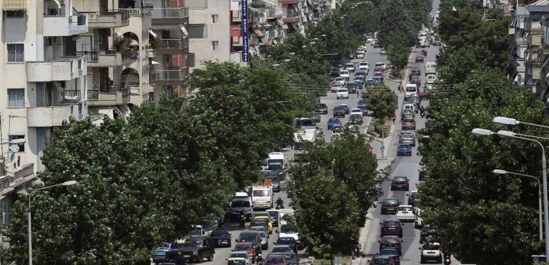 Θεσσαλονίκη: «Έμφραγμα» στον Περιφερειακό μετά από δύο τροχαία 