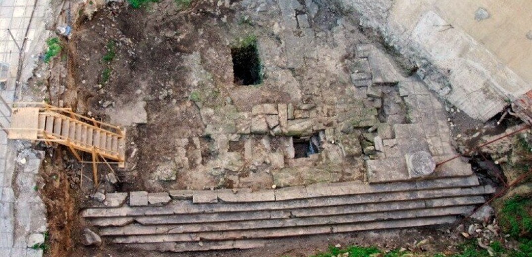 Αρχαϊκός ναός πλατείας Αντιγονιδών: Ένα πολύπαθο μνημείο στην καρδιά της Θεσσαλονίκης