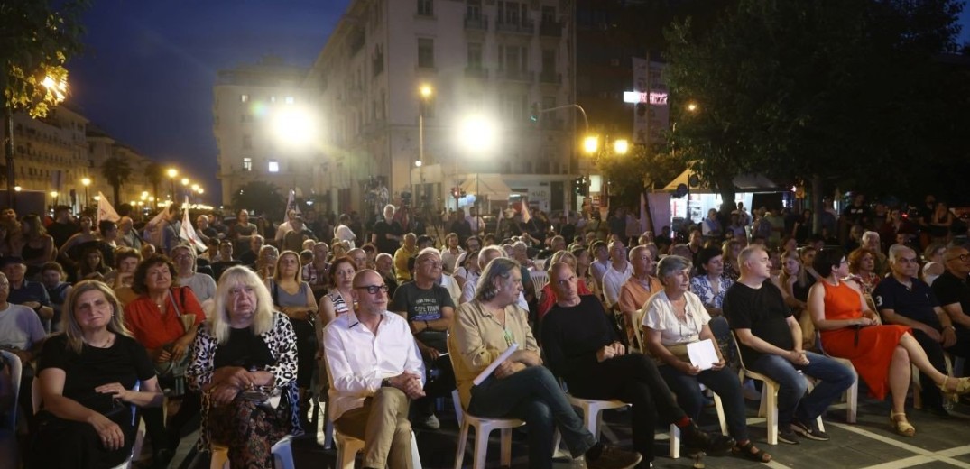 Γ. Βαρουφάκης: Έχουμε κερδίσει το δικαίωμα να σας κοιτάμε στα μάτια και να σας λέμε «Δεν προδώσαμε την εμπιστοσύνη σας ποτέ» (βίντεο & φωτ.)