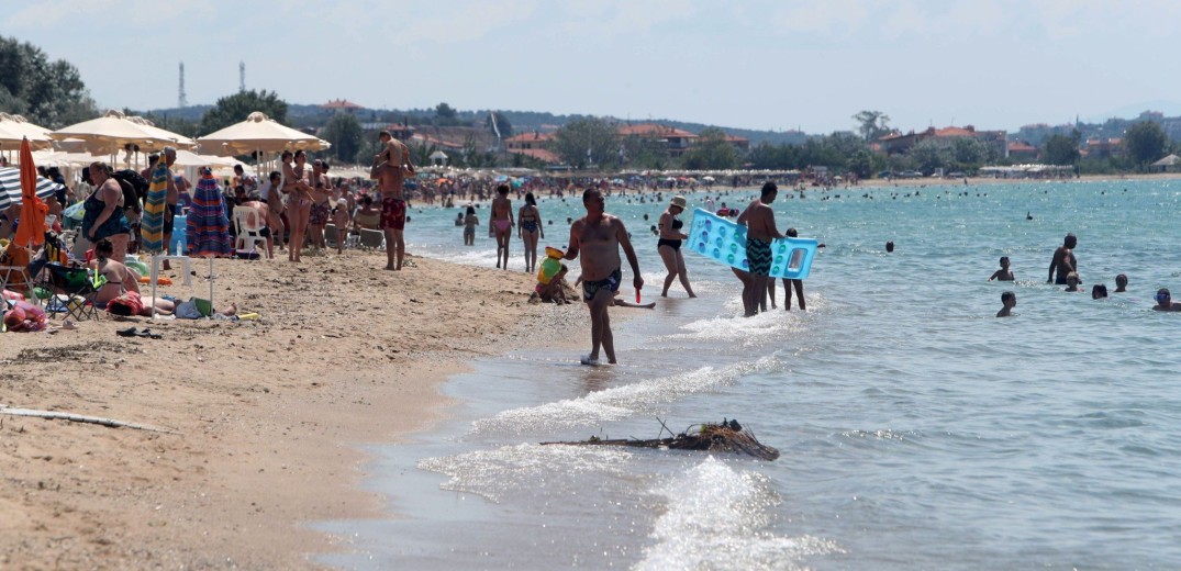 Χαλκιδική: Καταγγελία για άγριο ξυλοδαρμό ηλικιωμένου ζευγαριού από υπεύθυνο beach bar