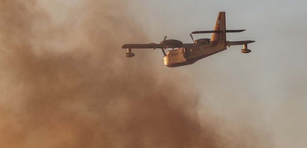 Πτώση Canadair: Ενημέρωση της Βουλής ζητούν ΣΥΡΙΖΑ-ΠΑΣΟΚ - Αναβάλλει την επίσκεψή του στο Υπ. Εργασίας ο Μητσοτάκης