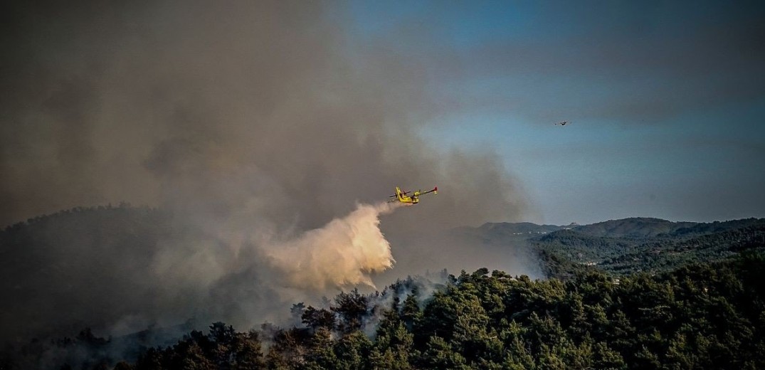 Βόλος: Υπό έλεγχο η μεγάλη φωτιά στις Γλαφυρές και στο Πεδίο Βολής του Στρατού	