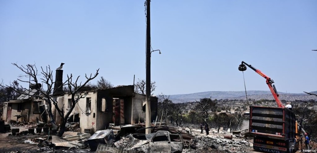 Πυρκαγιές: 13 μέτρα για τη στήριξη των πυρόπληκτων ανακοίνωσε η κυβέρνηση