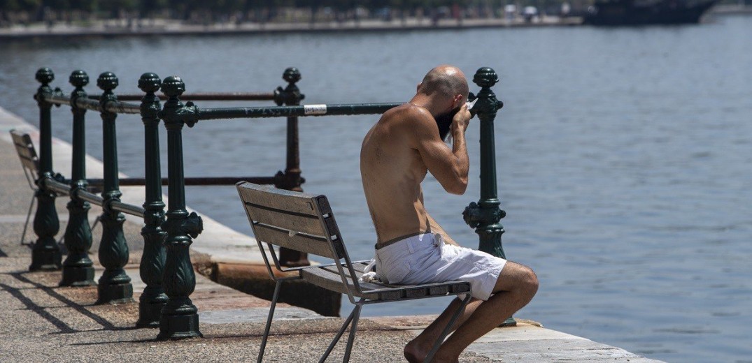 Διυπουργική σύσκεψη για τον επερχόμενο καύσωνα