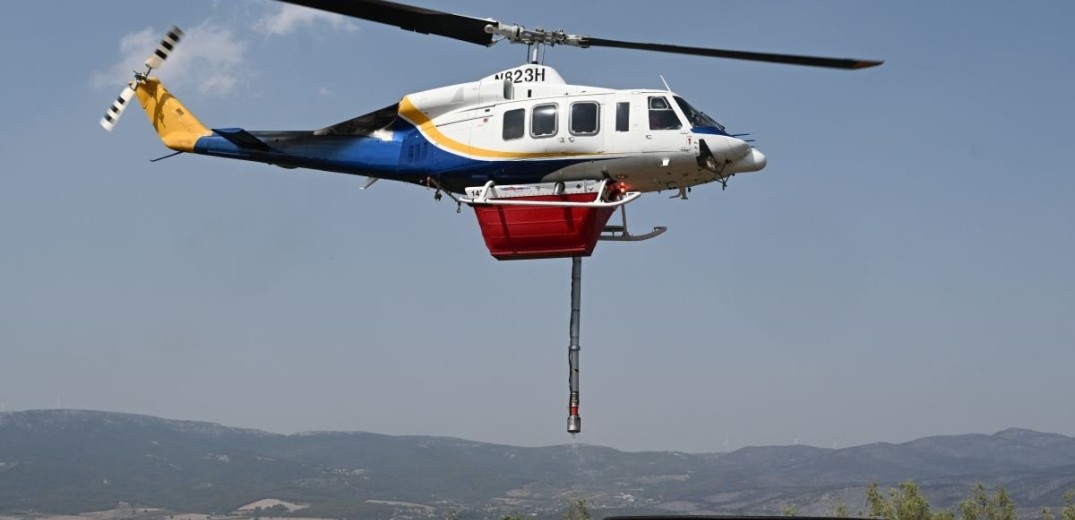 Πυρκαγιά στην Αγία Τριάδα Μεσσηνίας - Κοντά στα σπίτια στις φλόγες