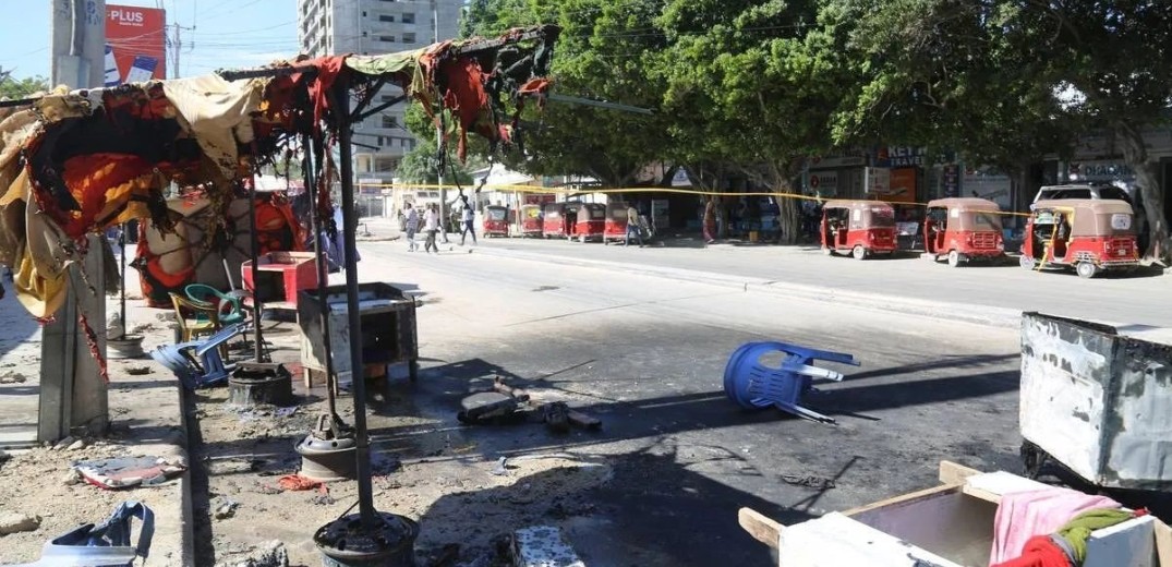 Βομβιστής αυτοκτονίας σκόρπισε τον θάνατο στη Σομαλία - 30 νεκροί και δεκάδες τραυματίες