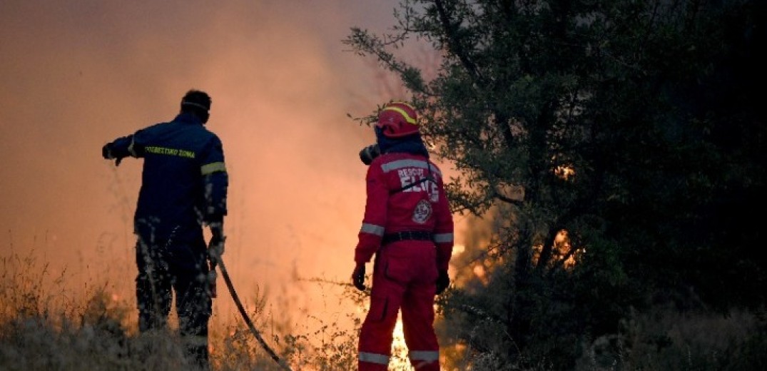 Αναζωπύρωση και στο μέτωπο της Πάρνηθας