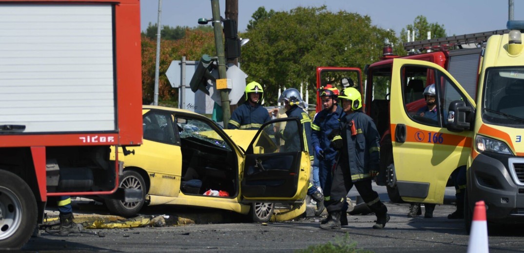 Φοβερό τροχαίο με δύο τραυματίες στη Λάρισα