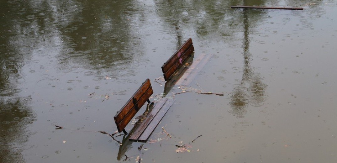 Meteo: Χαώδης η διαφορά βροχόπτωσης ανάμεσα σε «Ιανό» και «Daniel» (πίνακας)