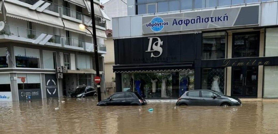 Η κακοκαιρία «Daniel»... βούλιαξε τα Τρίκαλα - Μήνυμα 112 σε τέσσερις περιοχές του νομού (βίντεο, φωτ.)