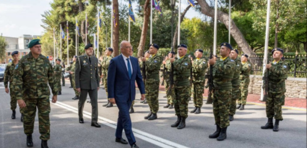 Θεσσαλονίκη: Στο Γ&#x27; Σώμα Στρατού ο Δένδιας