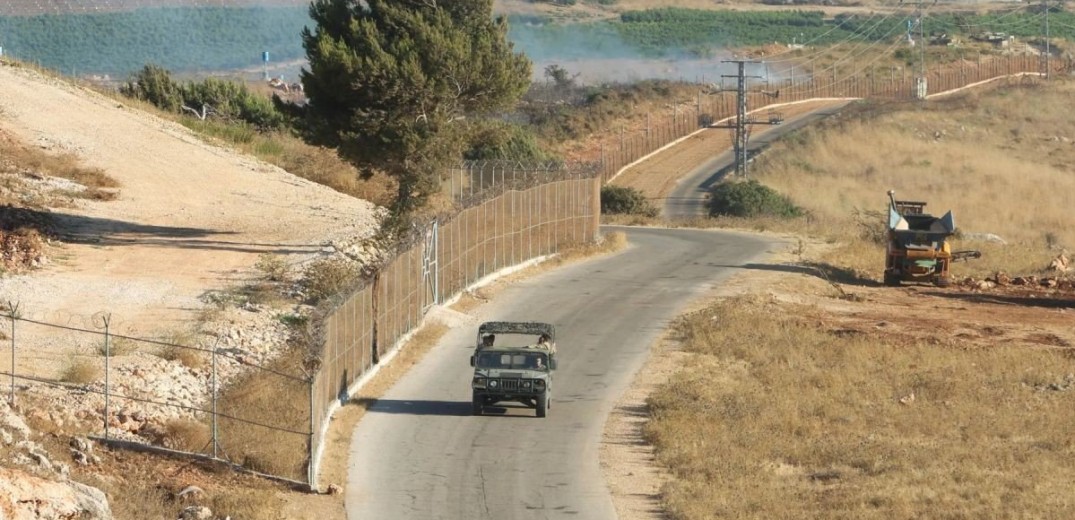 Το Ισραήλ εκκενώνει χωριά κατά μήκος των συνόρων με τον Λίβανο