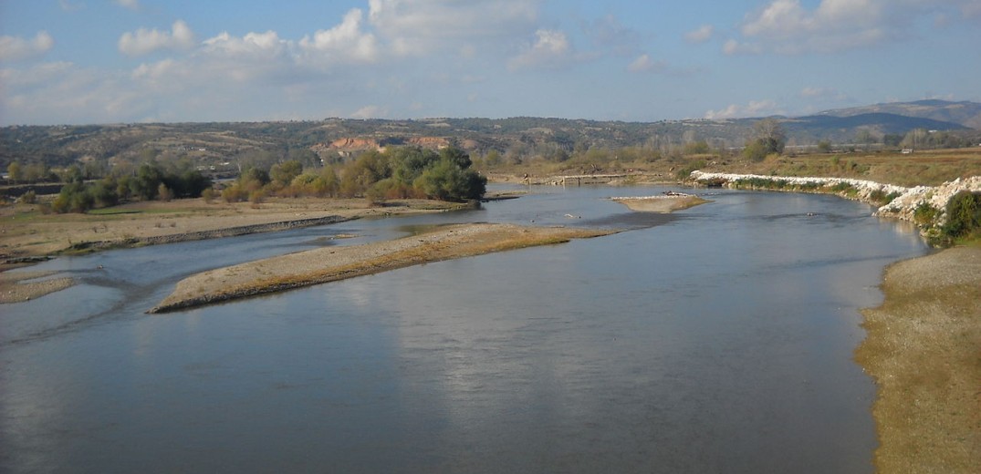 Πέντε σταθμοί θα μετρούν την στάθμη και την παροχή του ποταμού Αξιού