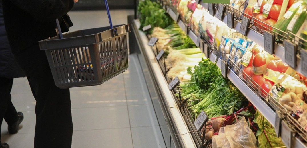 Τα σούπερ μάρκετ «βλέπουν» διψήφιες μειώσεις τιμών σε συγκεκριμένα προϊόντα από τον Μάρτιο