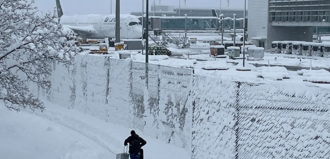 Ακυρώνονται όλες οι πτήσεις μέχρι το μεσημέρι της Τρίτης στο Μόναχο